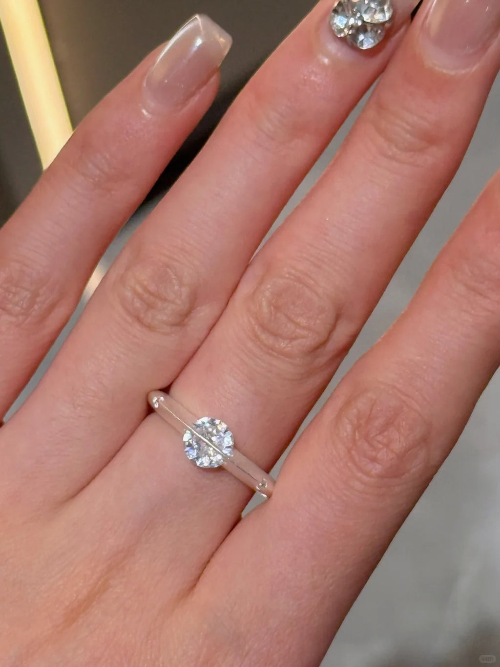 Nhẫn Đá Moissanite Xoay Tiểu Hành Tinh - Bạc Ý S925 - N001347 - HuyK Viễn Chí Bảo