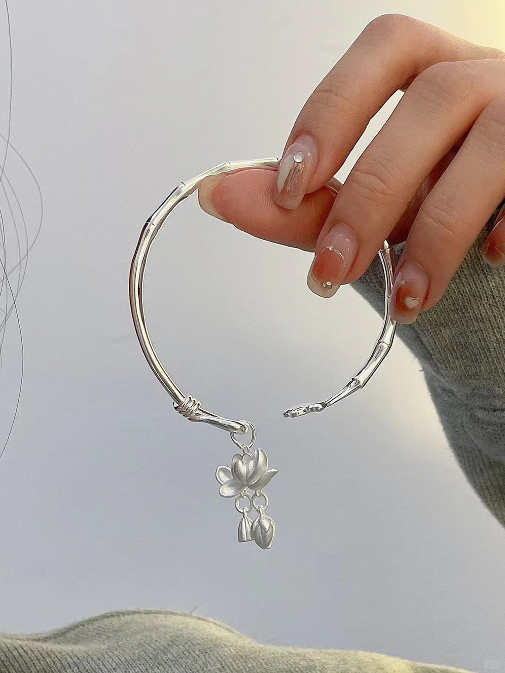 Kiềng Tay Liên Hoa - Bạc S999 - K400011- HuyK Viễn Chí Bảo