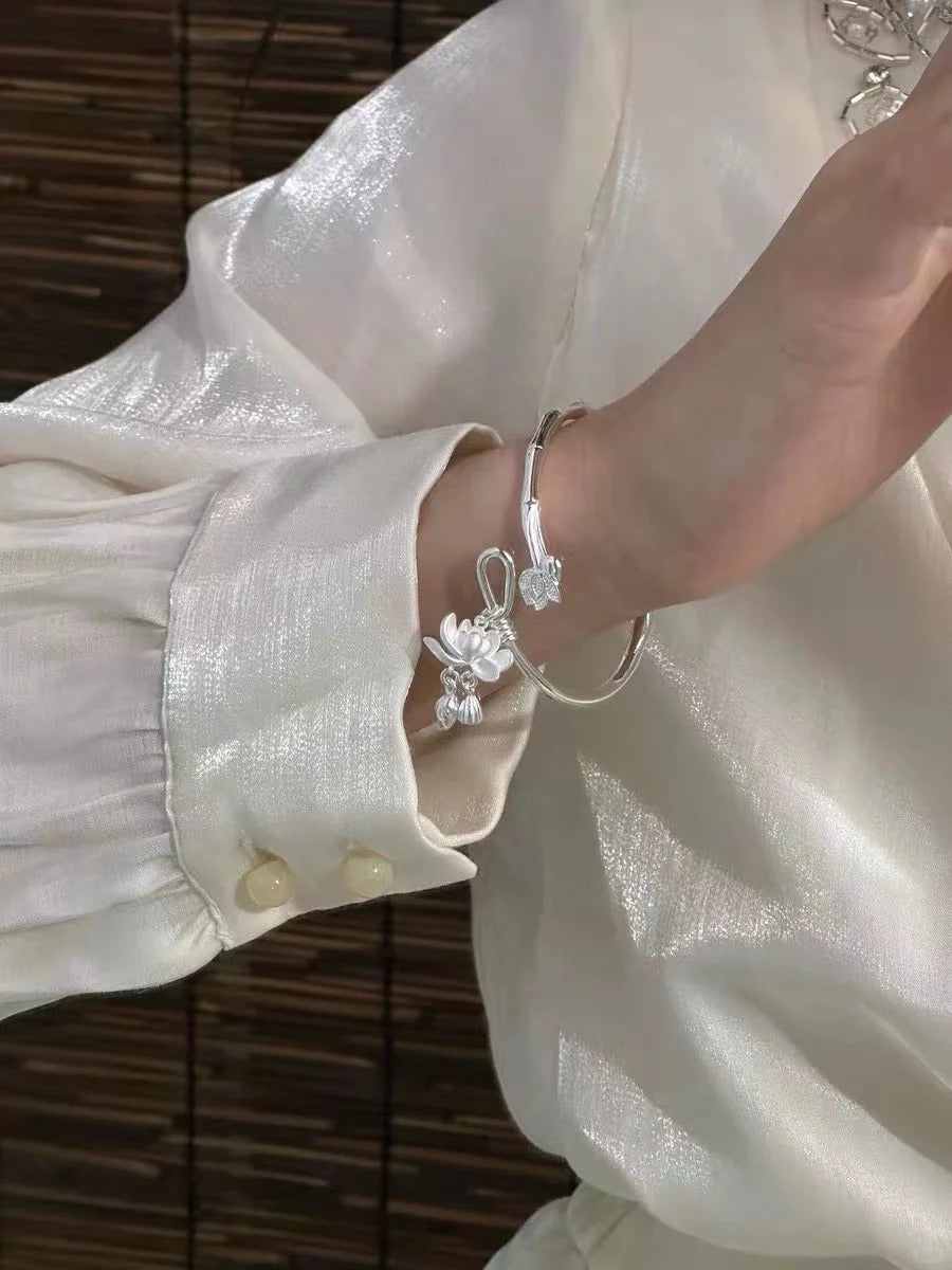 Kiềng Tay Liên Hoa - Bạc S999 - K400011- HuyK Viễn Chí Bảo