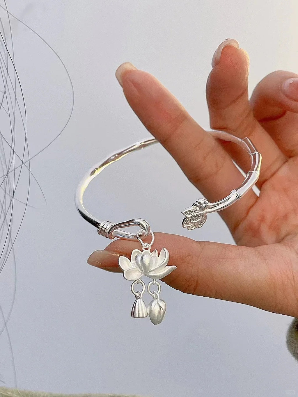 Kiềng Tay Liên Hoa - Bạc S999 - K400011- HuyK Viễn Chí Bảo