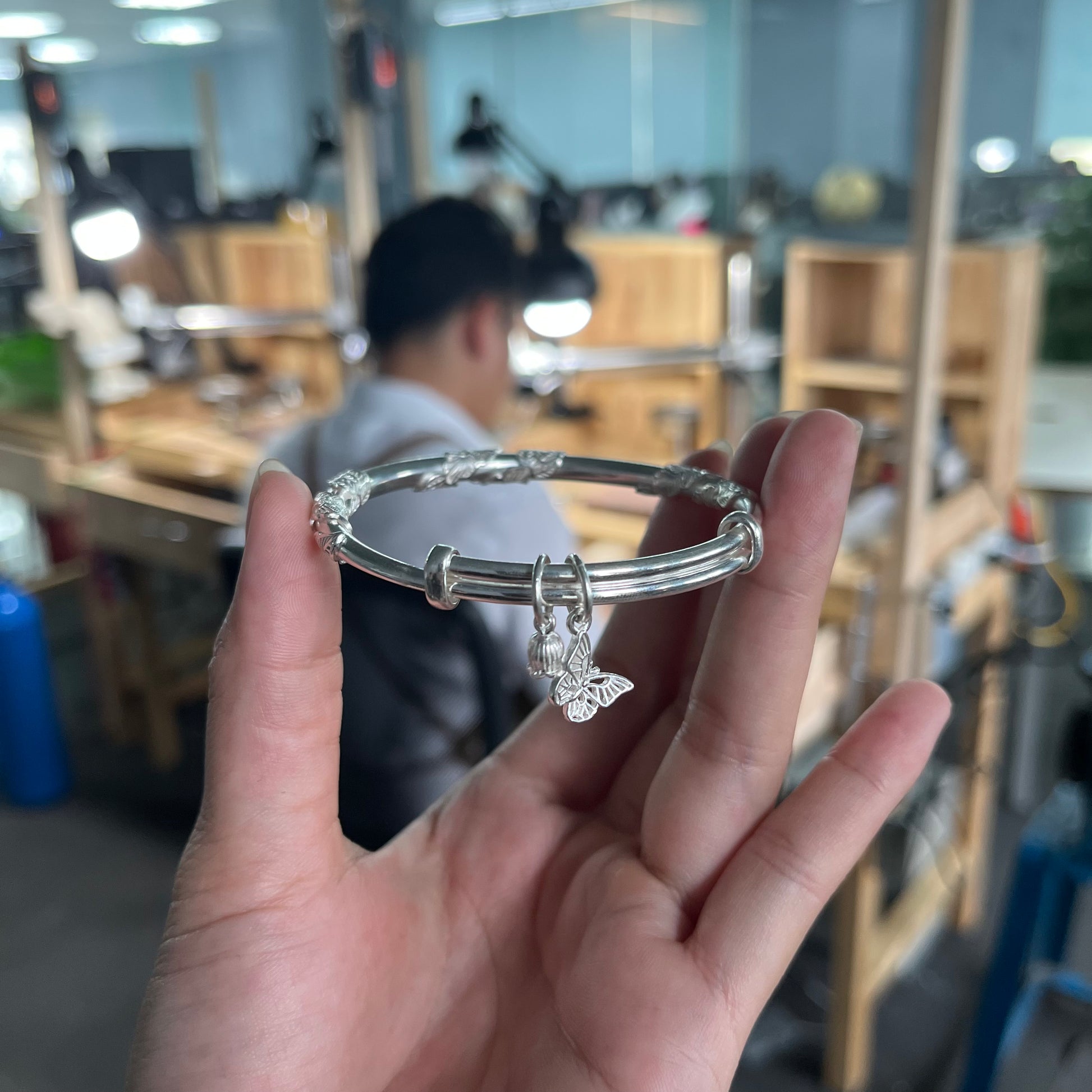 Lắc Tay Hoa Lá Mix Charm Bướm - Bạc S999 - HuyK Viễn Chí Bảo